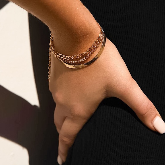 🧡10/$45🧡NEW 3 Layered Herringbone, Figaro, Curb Chain Bracelet - Picture 7 of 8